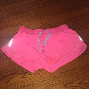 Lululemon hotty hot short